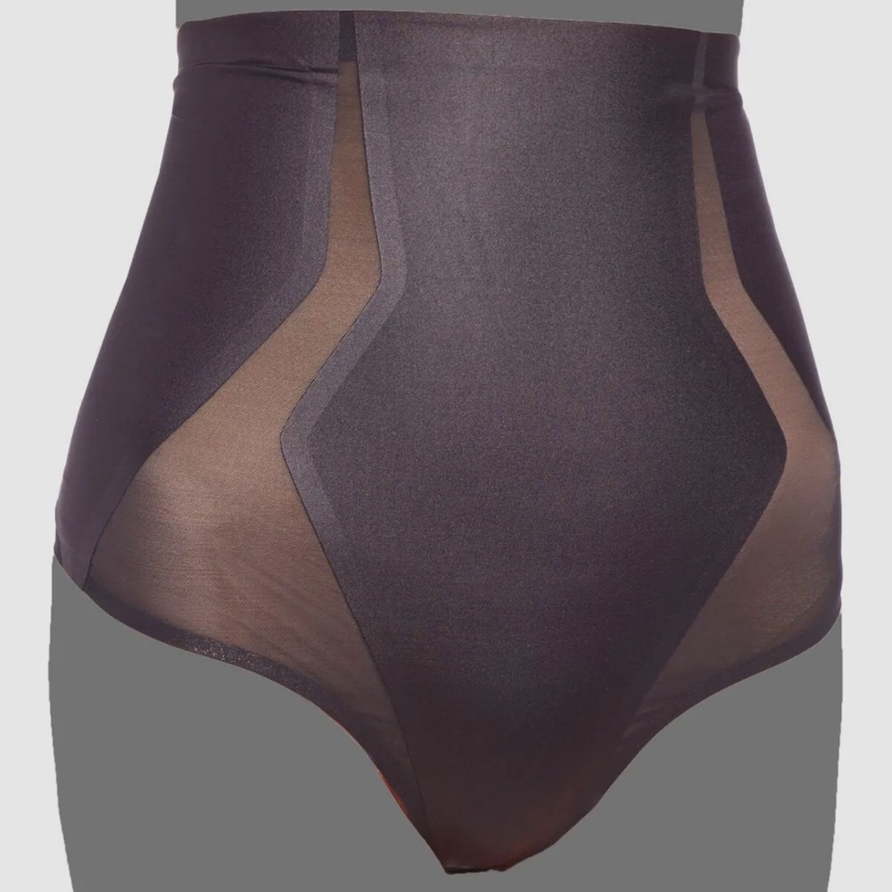 $97 Spanx Women's Black Haute Contour High-Waisted Thong Shaper Size Small